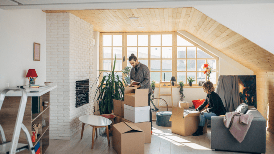 Tenants moving out of their rented home